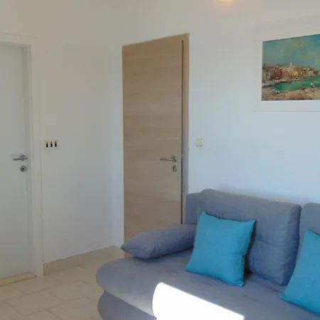 Kiki's Haven By Kristonia Apartman